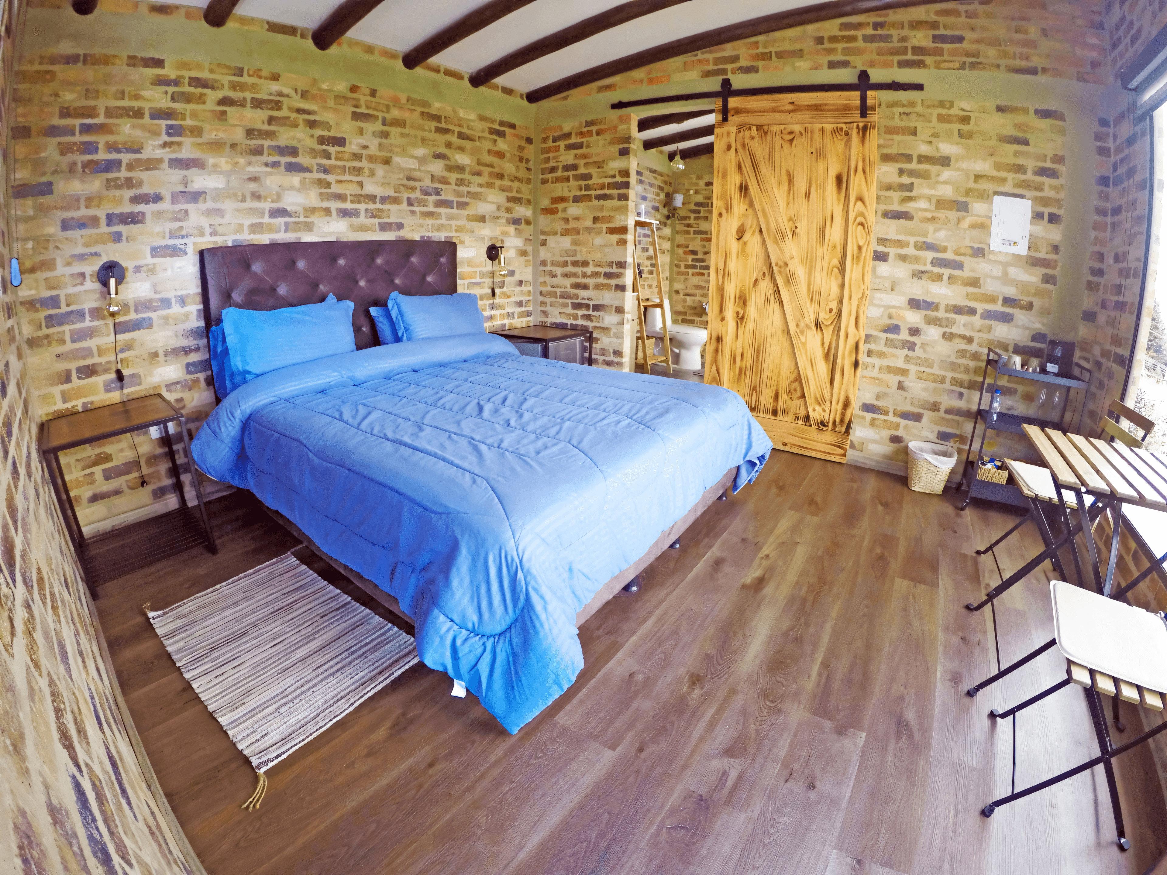 Cabaña Romantica con Jacuzzi y Vista al Lago detail 2